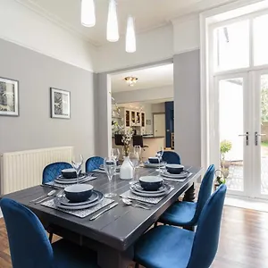 https://orchard-house-lytham-st-annes.hotelsin-chester.com