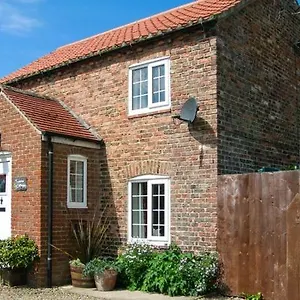 https://jasmine-cottage-thirsk.yorkshirehotels.net